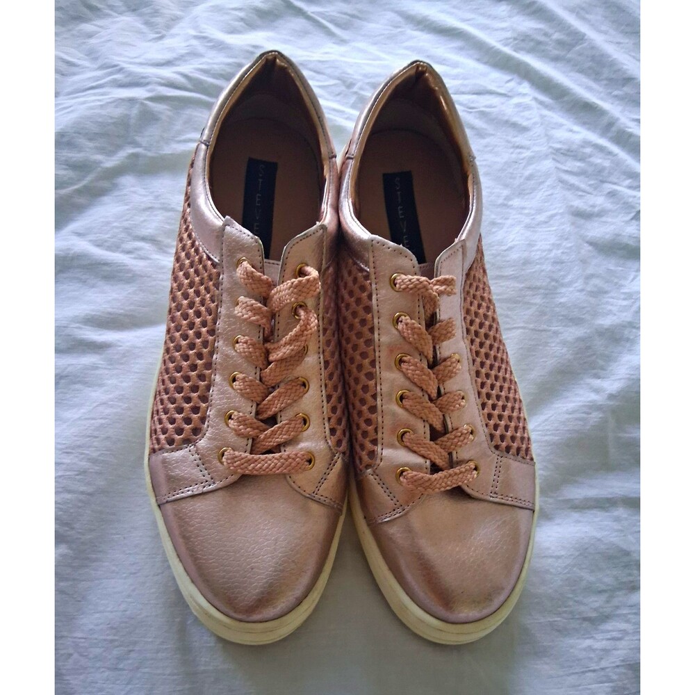STEVEN by Steve Madden MetalicPink Mesh Lace-Up Low Top Women’s Sneaker